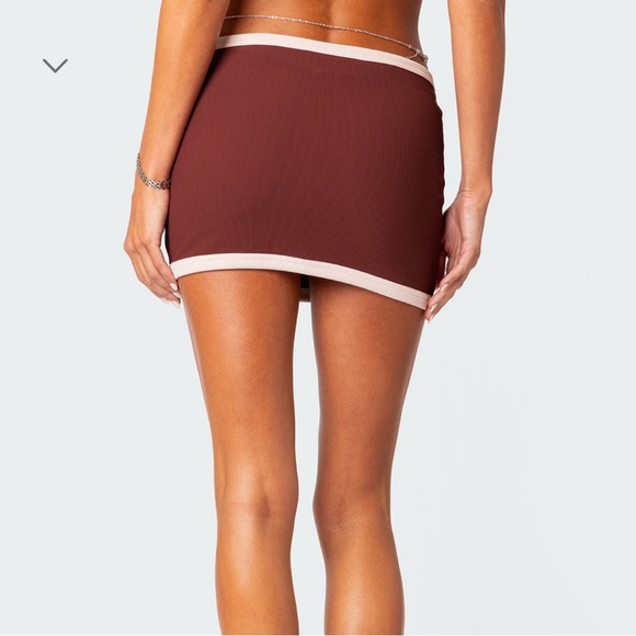 edikted | Sutton Contrast Ribbed Mini-Skirt - Picture 2 of 7